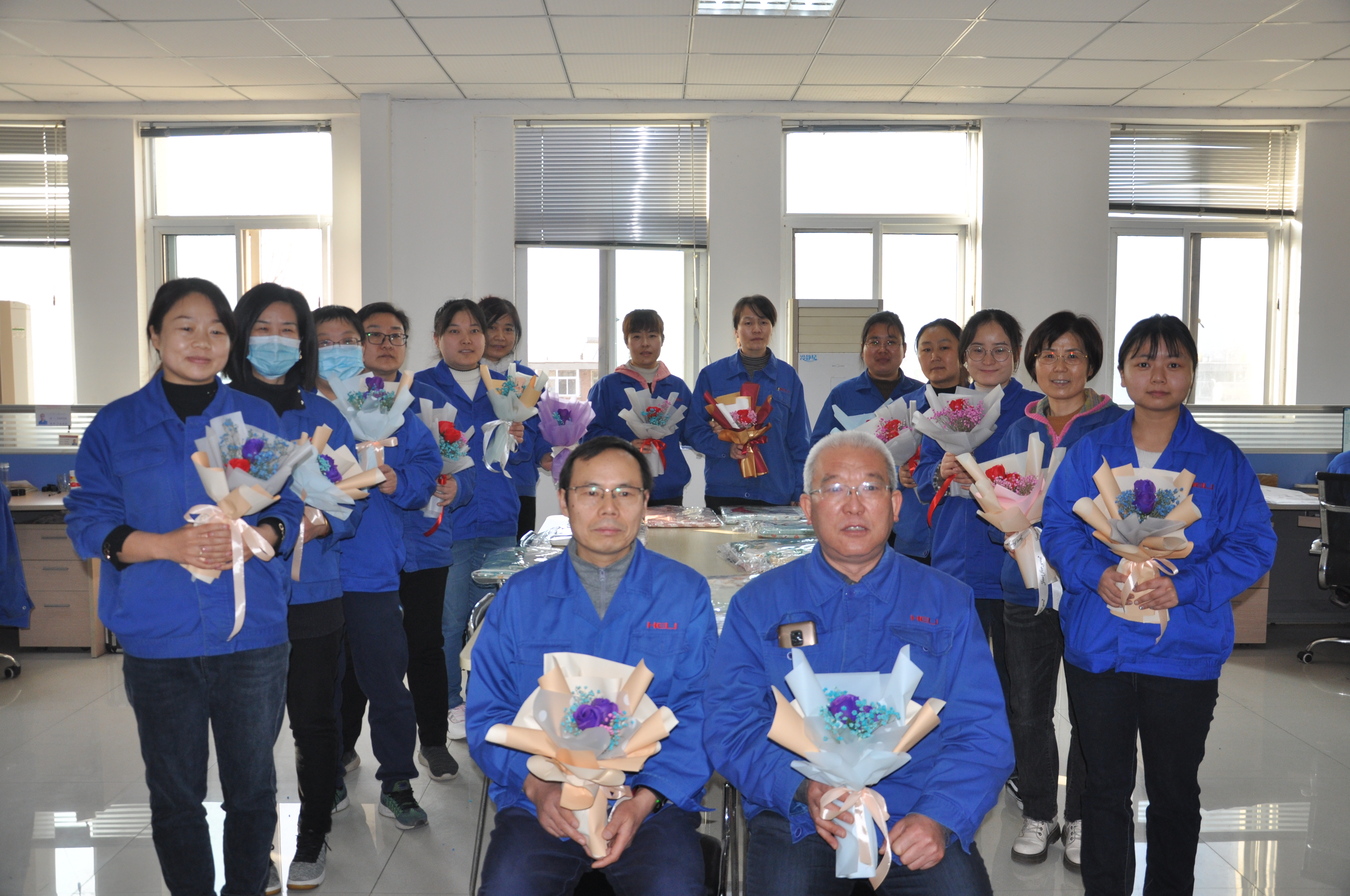 1-為技術質量分工會女職工送祝福.JPG